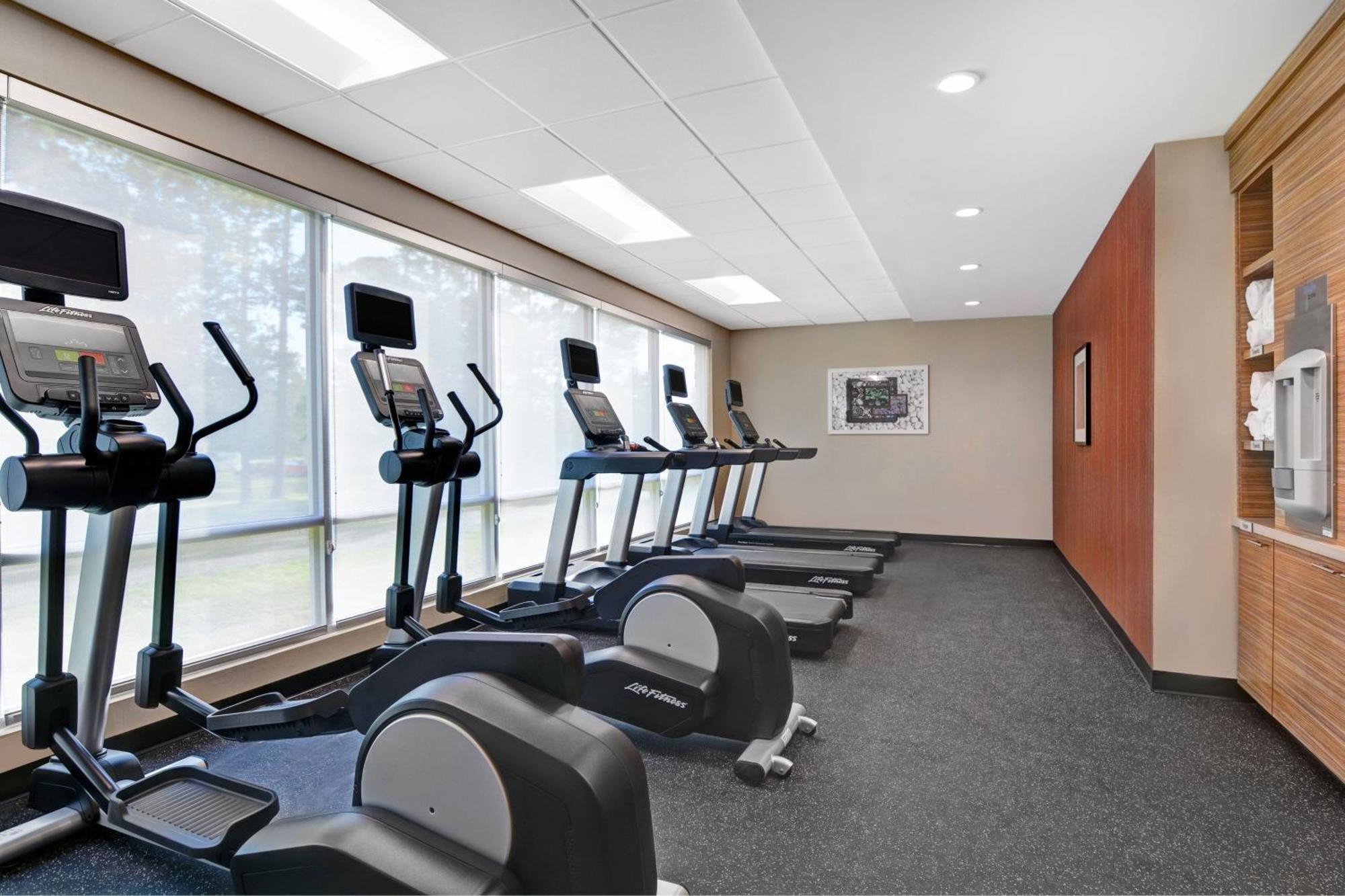 Towneplace Suites By Marriott Jacksonville East Eksteriør billede